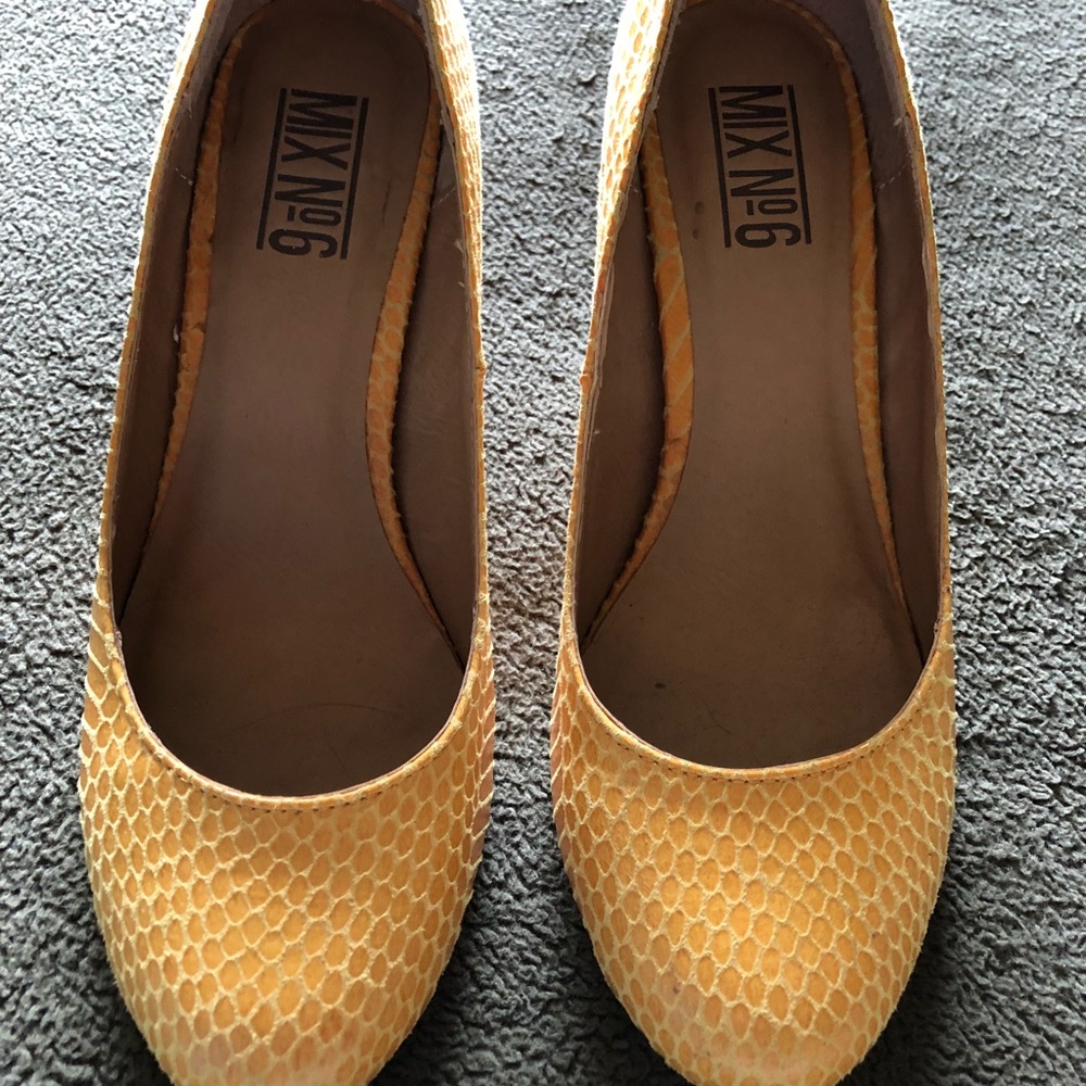 Yellow Heels